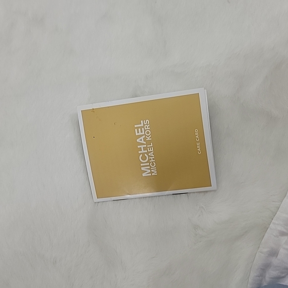 Micheal Kors Light Blue Large Tote - Picture 12 of 13